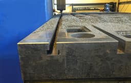 Aufspannplatte Gusseisen T-Nuten CNC Maschinenbau – hochpräzise & sofort verfügbar  2