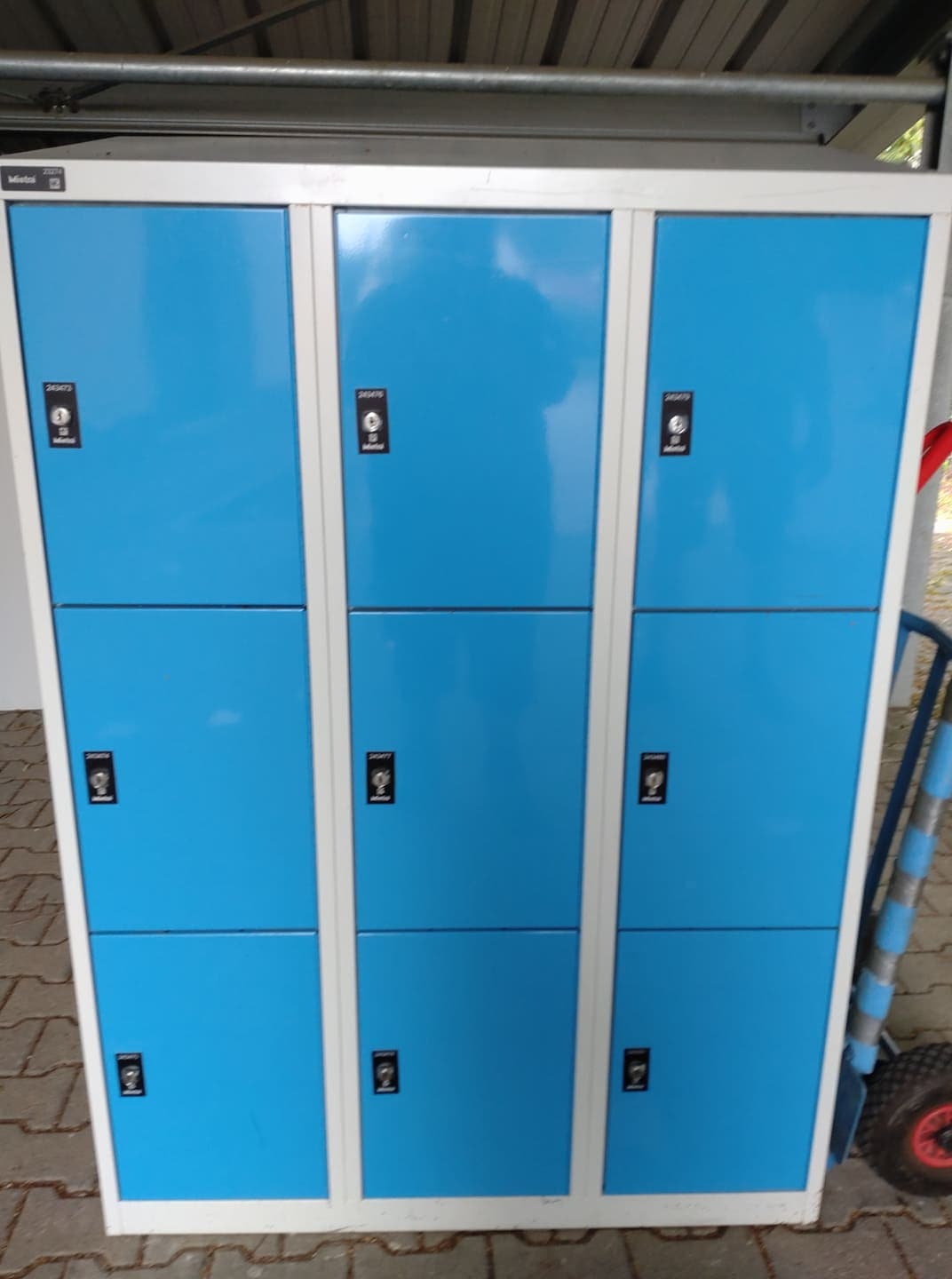 Schließfach-Schrank, Stahl Spind, 9 Fächer, G633-0-R5012-L1